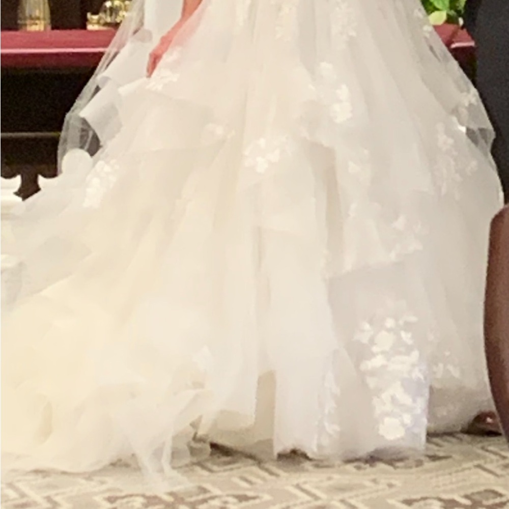 Martina Liana White Lace Wedding Dress